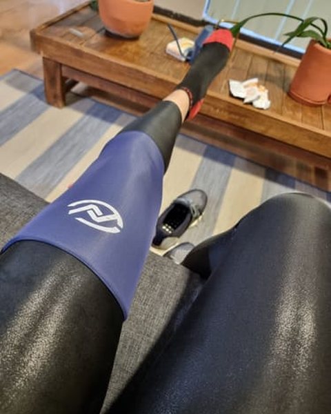 A customer wearing the Cocoon knee sleeve